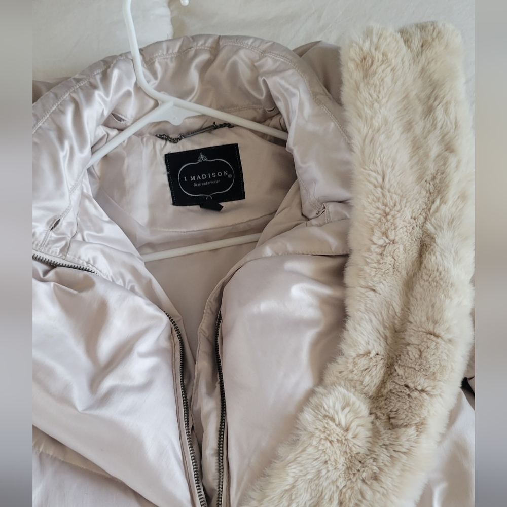 Winter jacket - Picture 2 of 5